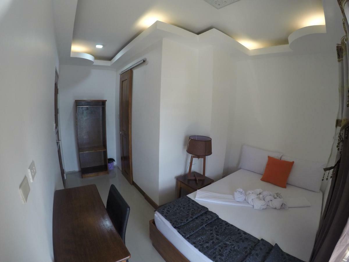 El Nido Royal Palm Inn ภายนอก รูปภาพ